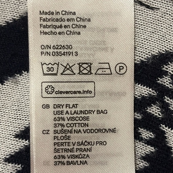 H&M Divided Navy and White Native Design Fringe Poncho, size Small - Picture 6 of 7